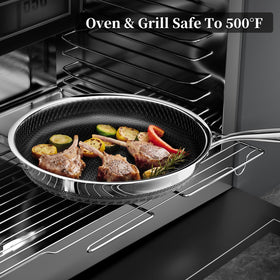 Easy cleanup after cooking with a wipe friendly surface