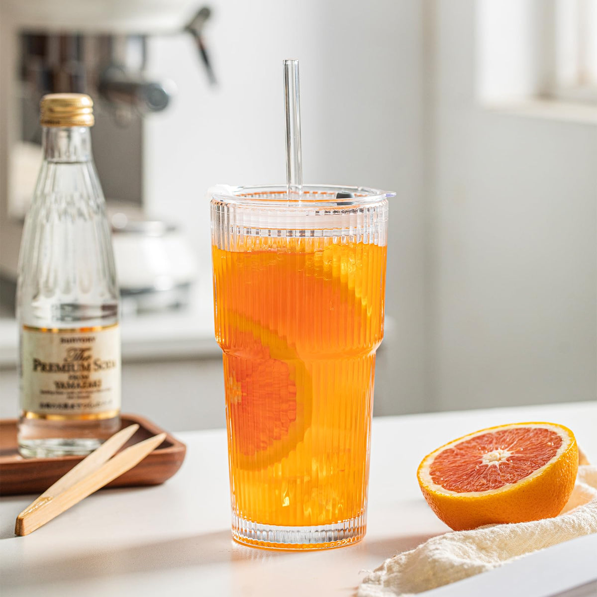 INSETLAN leak-proof lids keeping drinks secure during travel