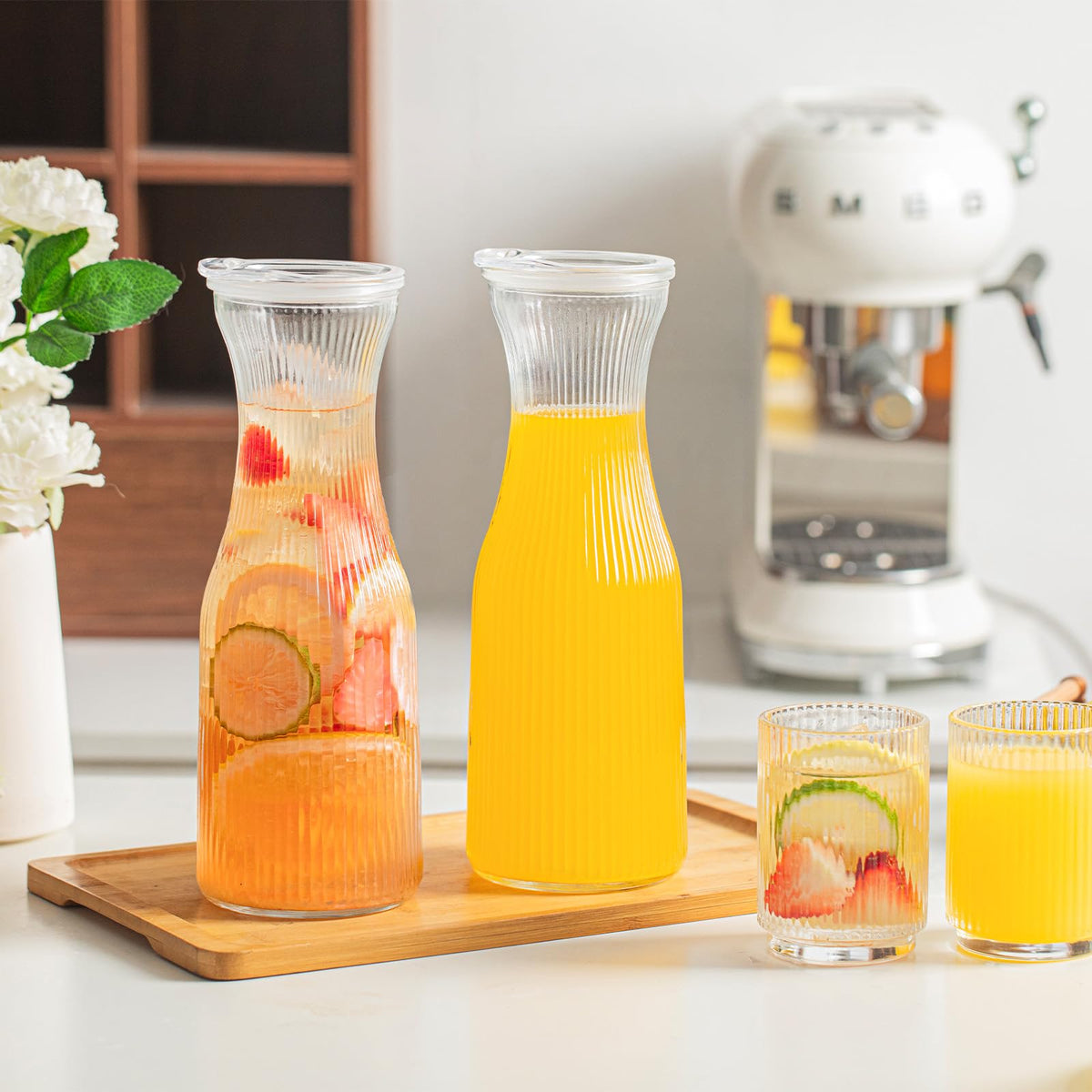 Versatile serveware INSETLAN carafes for juice, water, tea