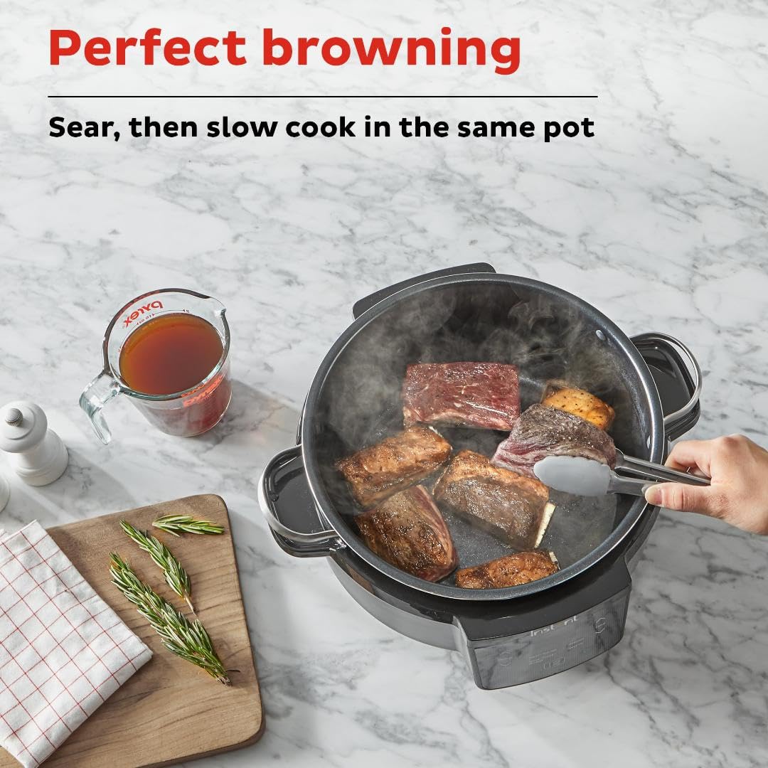 Instant Pot silicone storage lid included for leftovers.