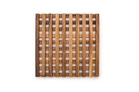 Ironwood Gourmet Venetian Trivet in acacia wood protects surfaces from heat while showcasing natural grain.