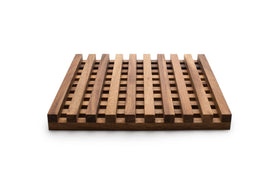 Acacia wood woven design adds style and prevents heat marks during meals.