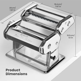 ISILER dumpling-skin focus helps you shape wrappers.