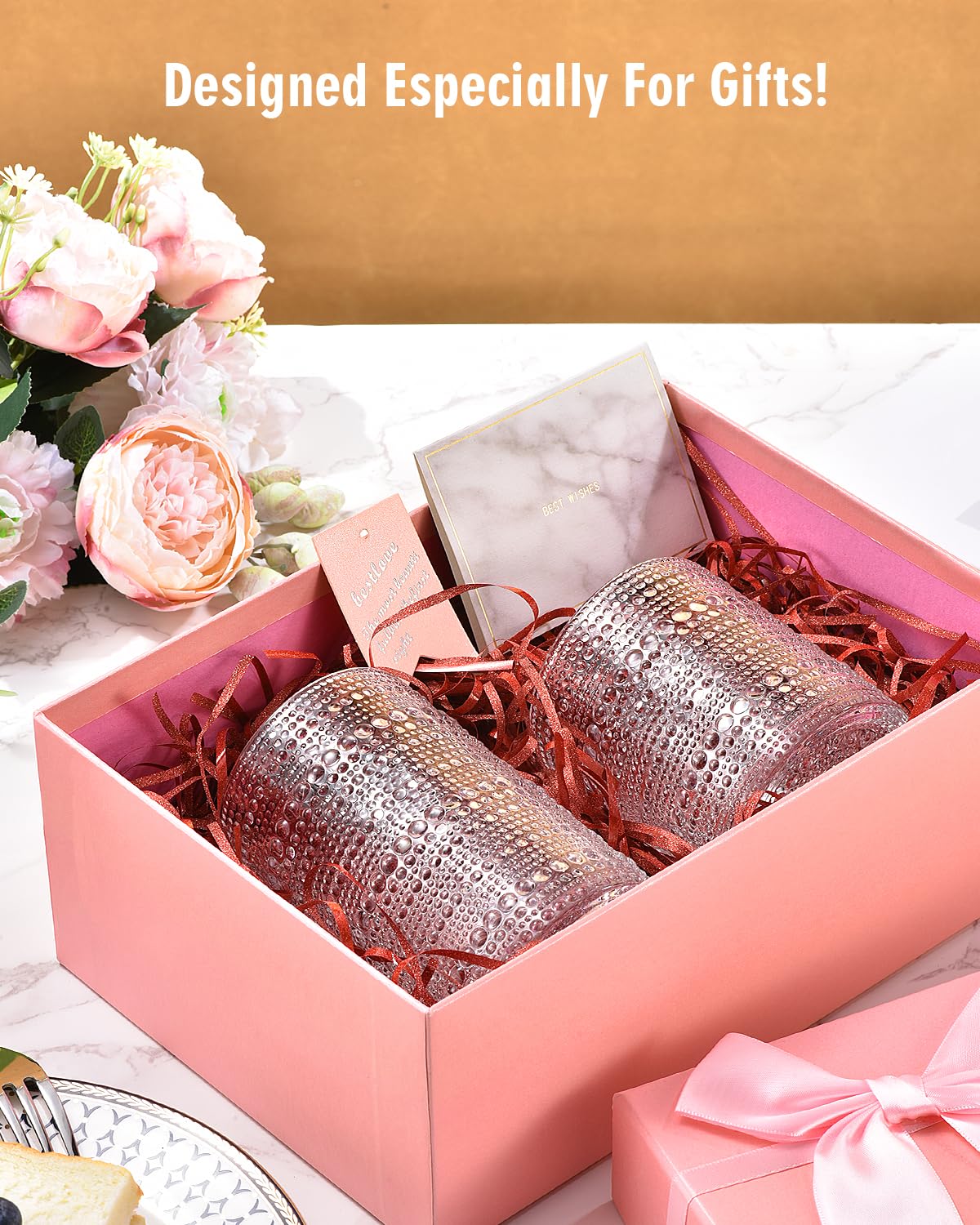 ISMASOAN gift-box set makes a stylish housewarming or wedding present.