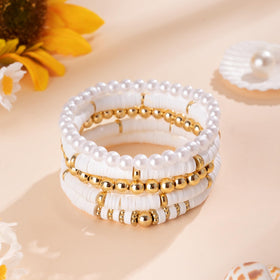 Isolune flower hair clip adds cute daily styling.