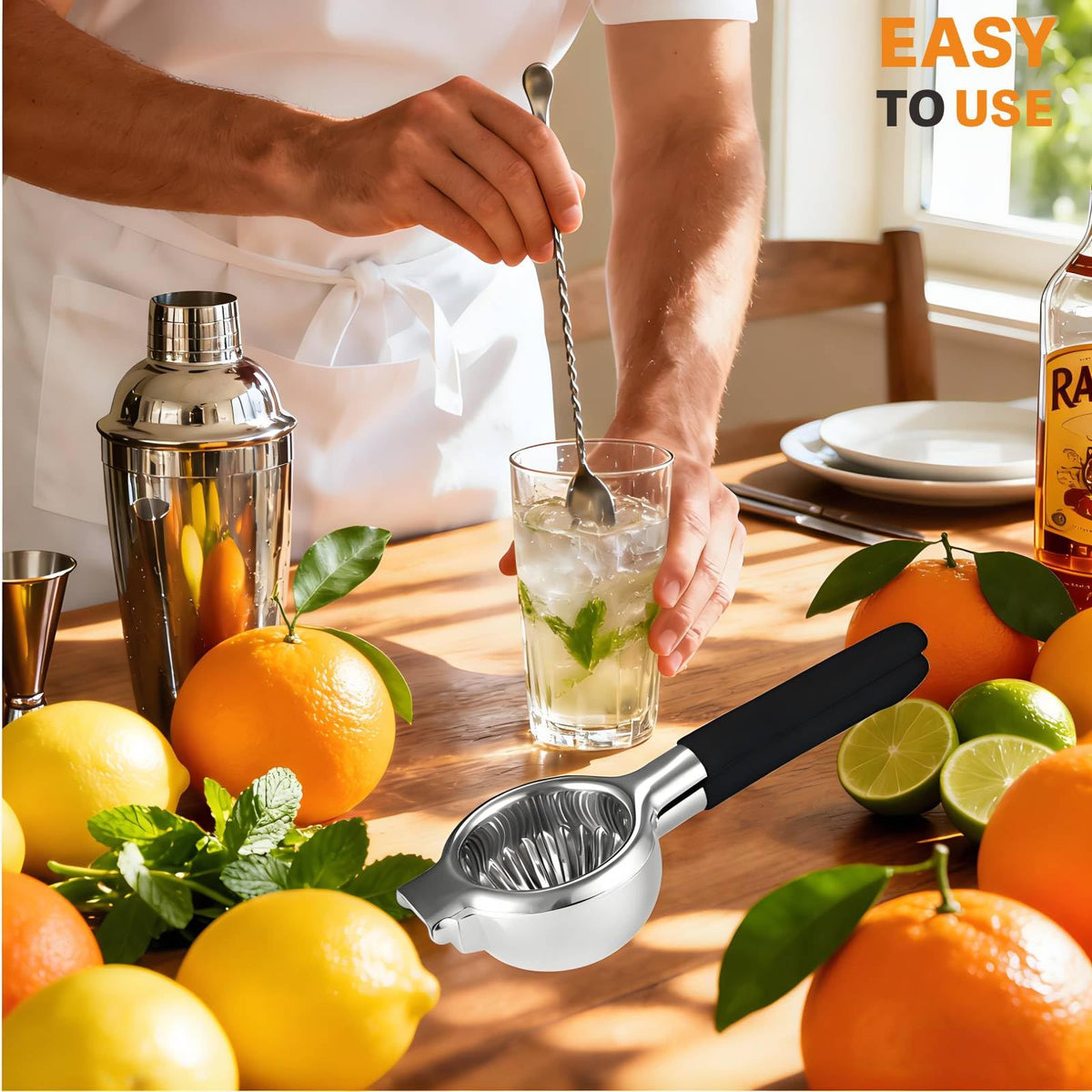 Istarcas small orange press illustrates versatility for various citrus fruits beyond lemons.