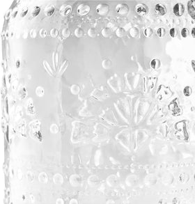 It's Brazilian Pioneer Woman tumbler includes wooden lid and straw for a complete set