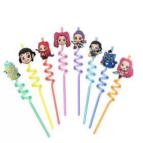 Iwesdo Demon Hunter straw with spiral topper adds festive drinks.