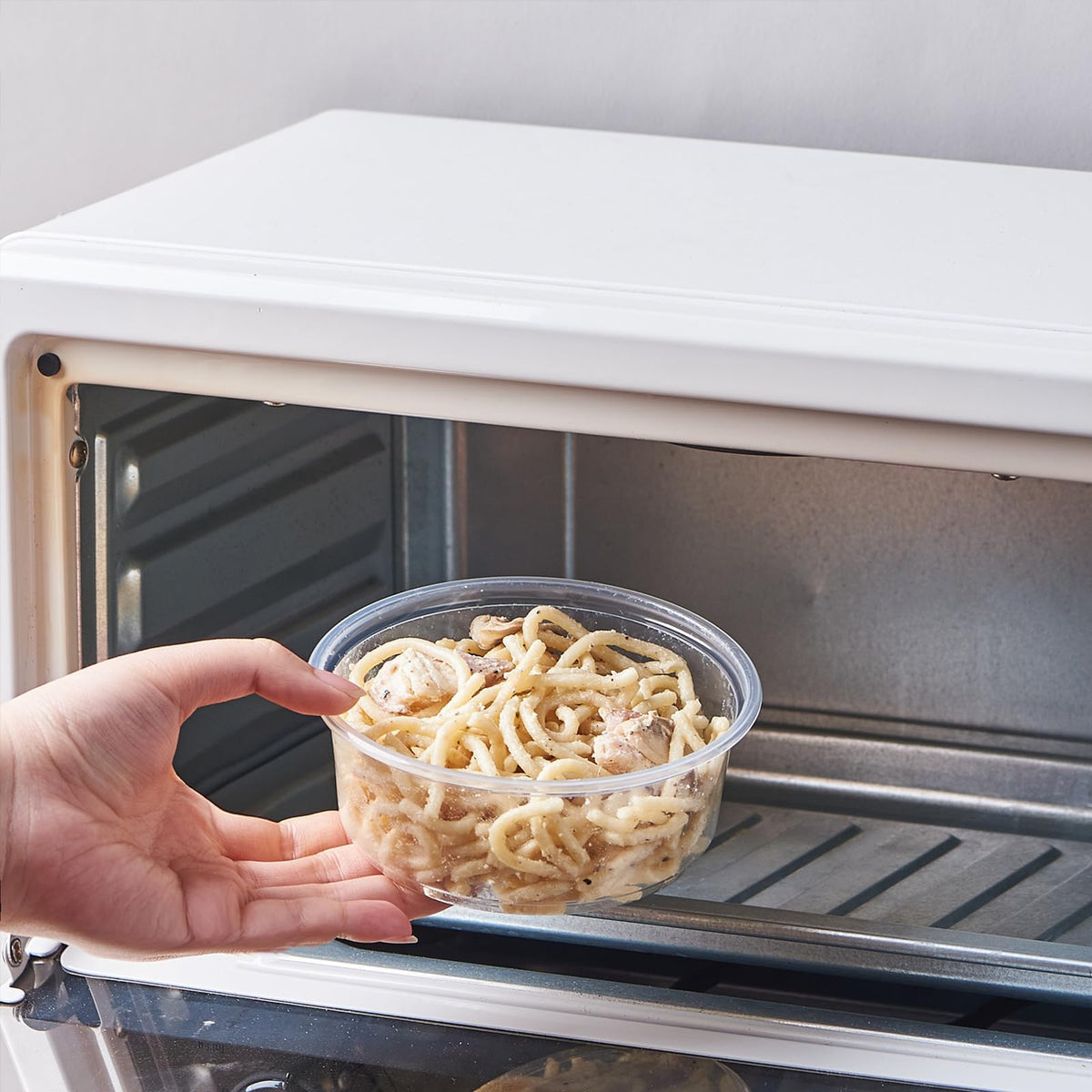 Jaluxing freezer-safe deli containers preserve leftovers long-term