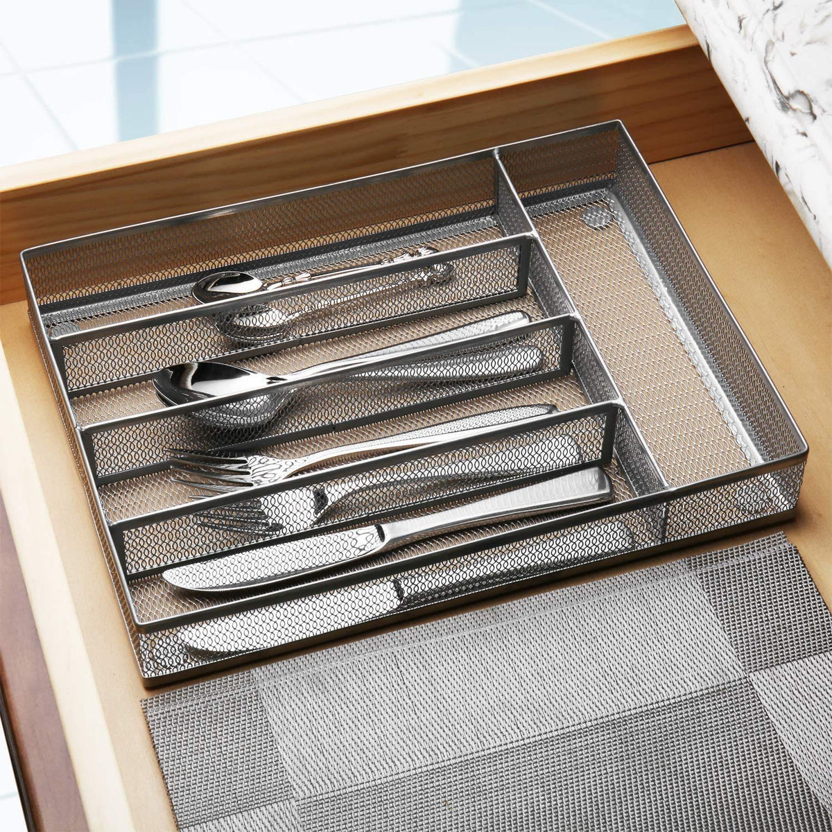 JANE EYRE 5-compartment mesh tray inside a drawer