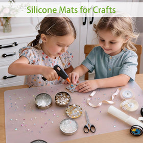 Janeart silicone mat resists heat for hot bowls and kettles