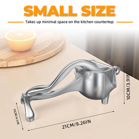 JASISS Juicer foot design keeps it stable on the table during use.