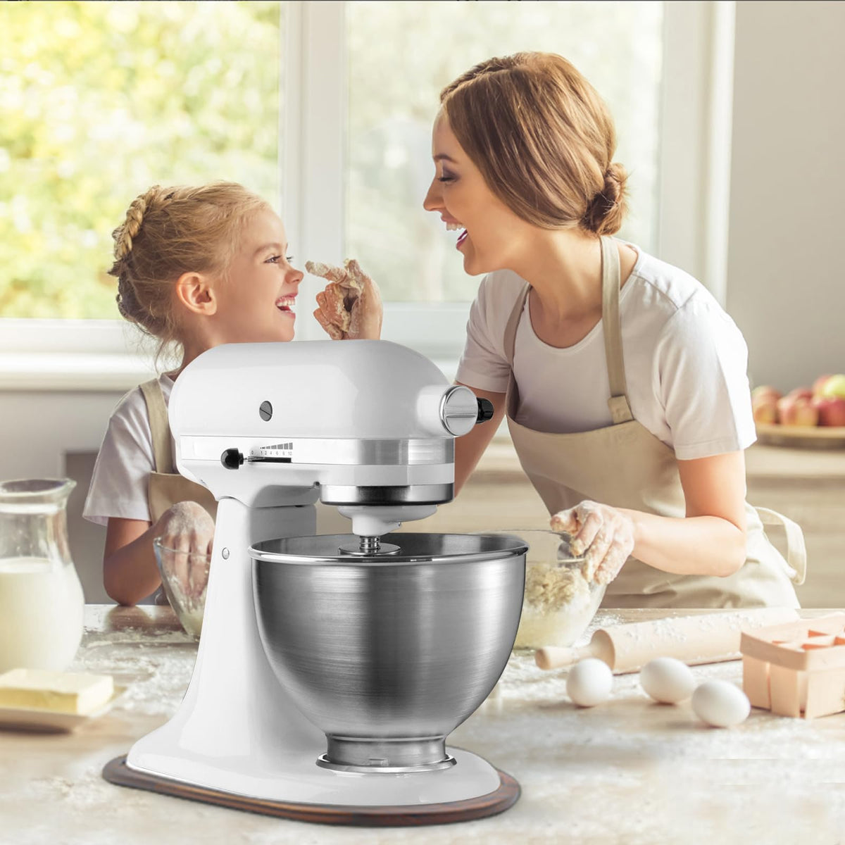JAYOBGO protects countertops while keeping the mixer accessible.