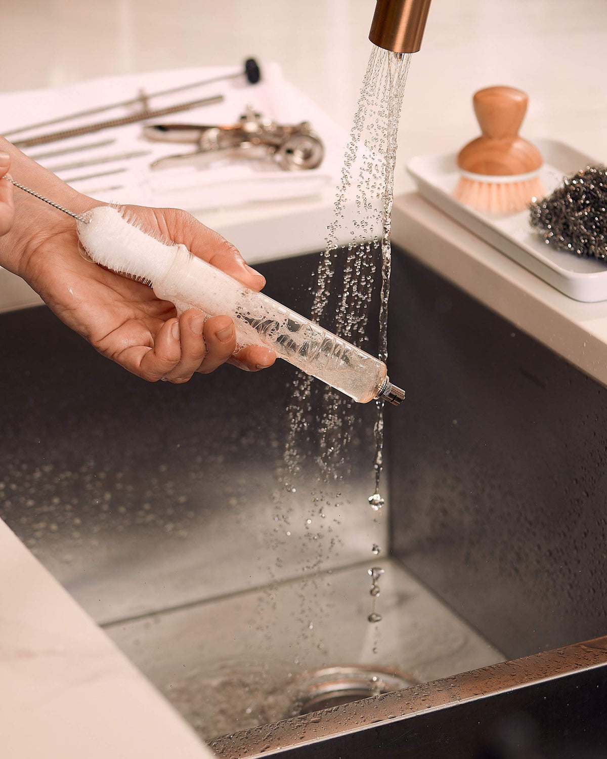 J&B Goods cleaning brushes included for quick maintenance.