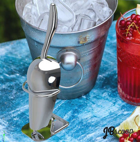 JBscoop multiuse scoop suitable for ice, candy, and pet food.
