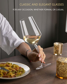 JBHO crystal-clear clink demonstrates premium quality and celebration-ready style.
