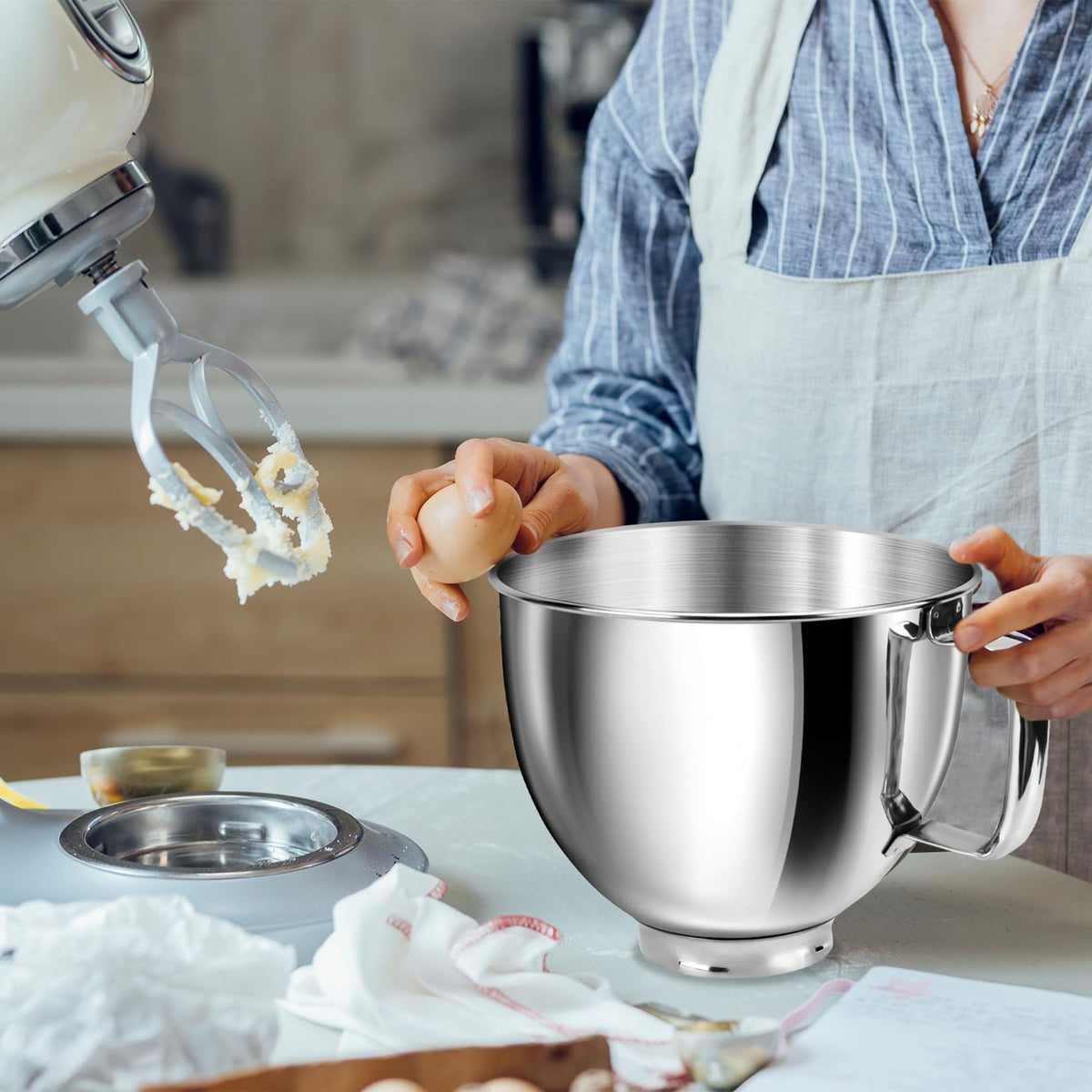 JEASOM large-capacity bowl suited for multi-batch baking