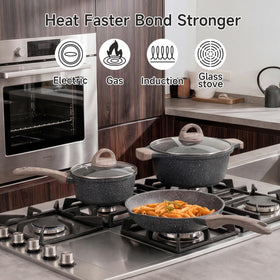 JEETEE cool-touch ergonomic handles provide a secure grip.