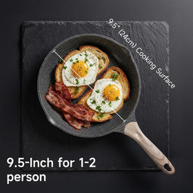 JEETEE flat, thick bottom heats quickly and evenly for consistent results.