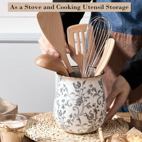 Jemirry counter-top egg-tomato storage keeps produce neatly within reach on the kitchen counter.