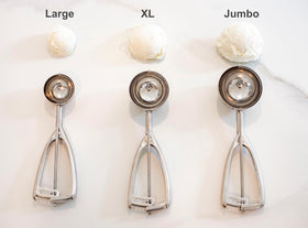Jenaluca restaurant-grade 18/8 stainless steel scoop for durable kitchen use.