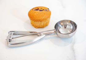 Jenaluca smooth-release mechanism reduces sticking on dense dough.