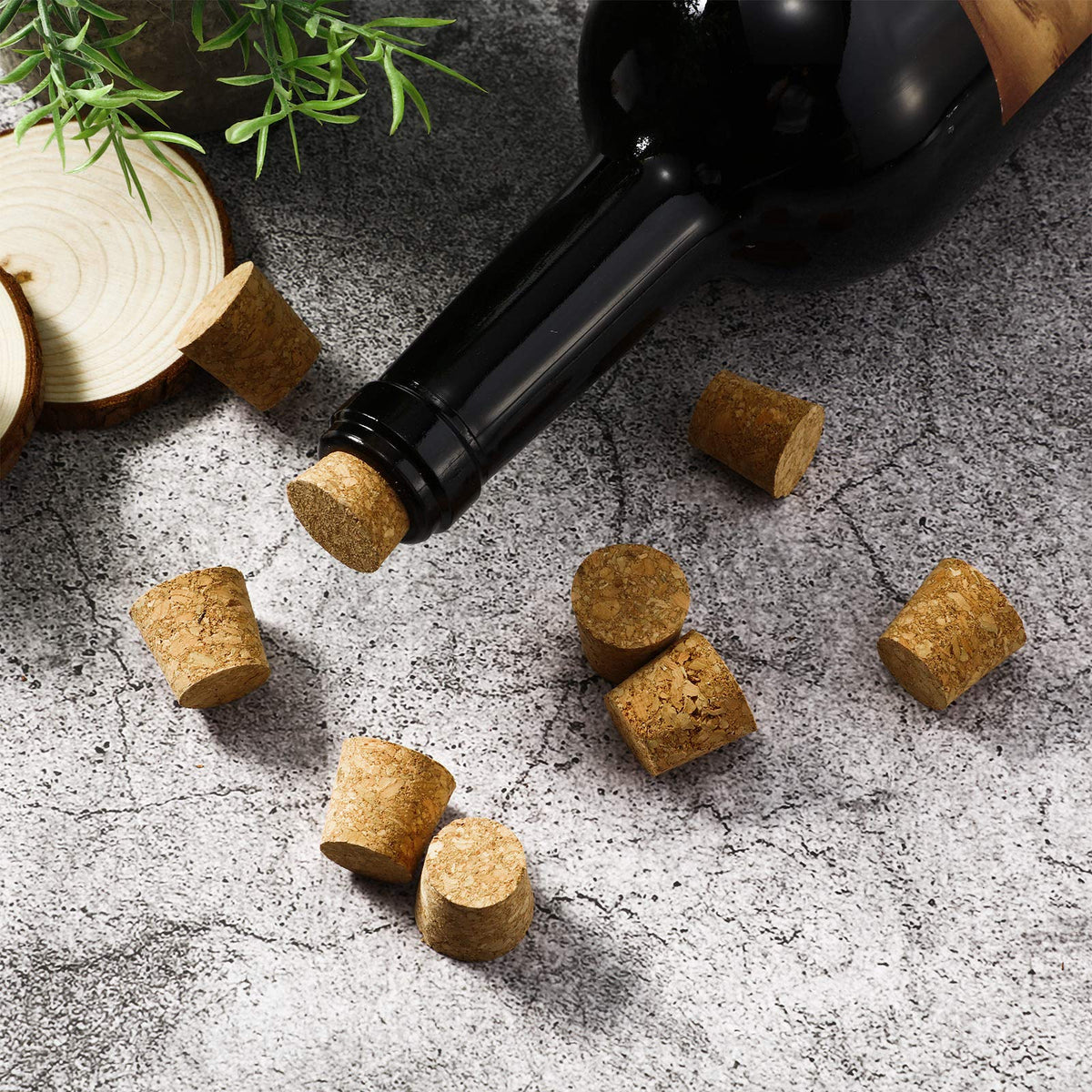 Jetec wine and beer bottle stoppers in natural wood for freshness.