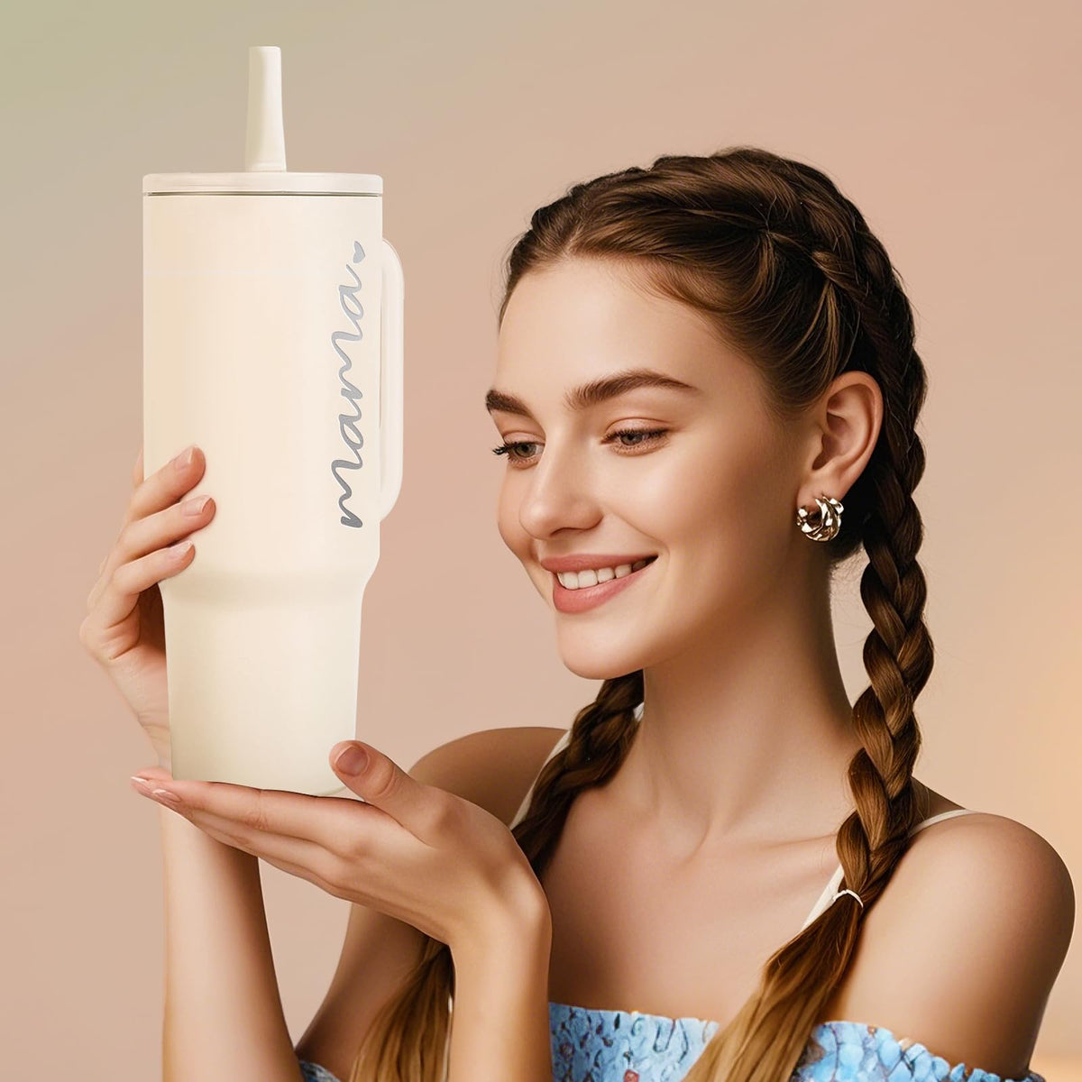 JETIKON Mama 40 oz white exterior offers a sleek gift-ready look.