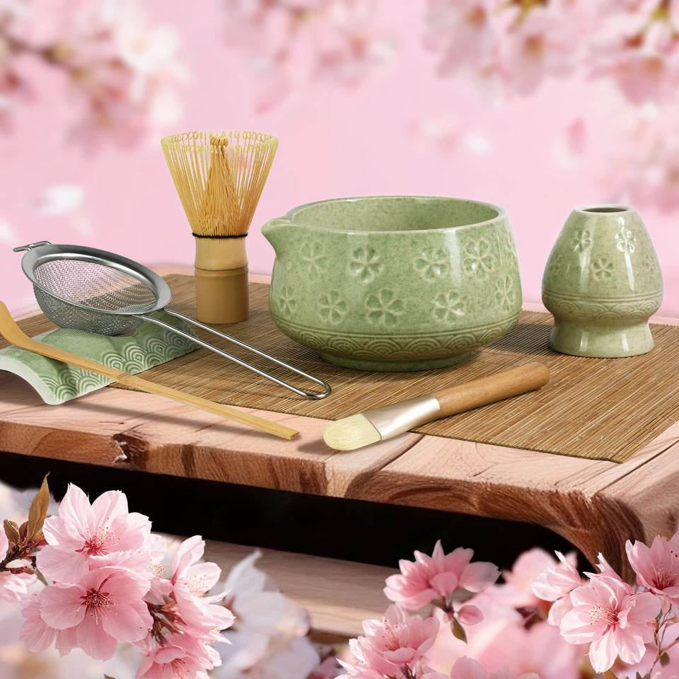 Jidkuld matcha bowl with cherry blossom design for authentic tea rituals.