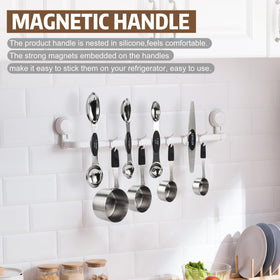 JIEJIE leveler-integrated spoons enable easy, level ingredient portions.