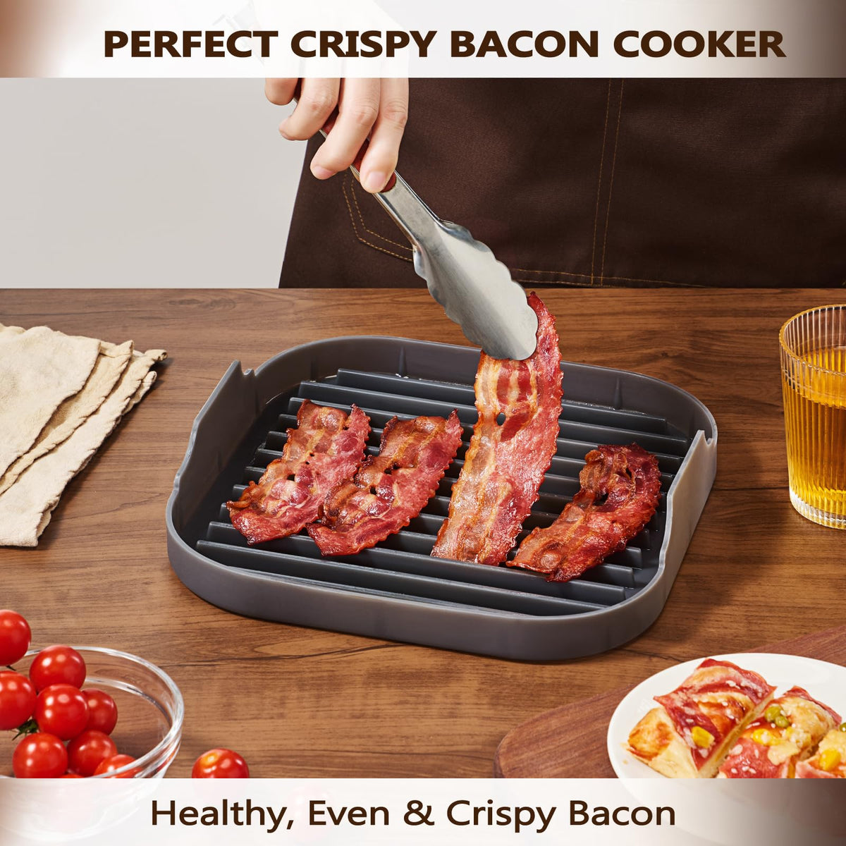 Jillmo BPA-free silicone bacon tray ready for cooking