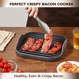 Jillmo BPA-free silicone bacon tray ready for cooking