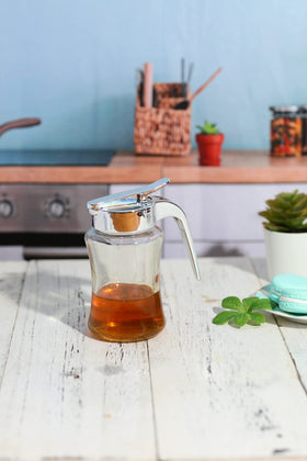 J&M DESIGN dishwasher-safe glass body for easy cleanup.
