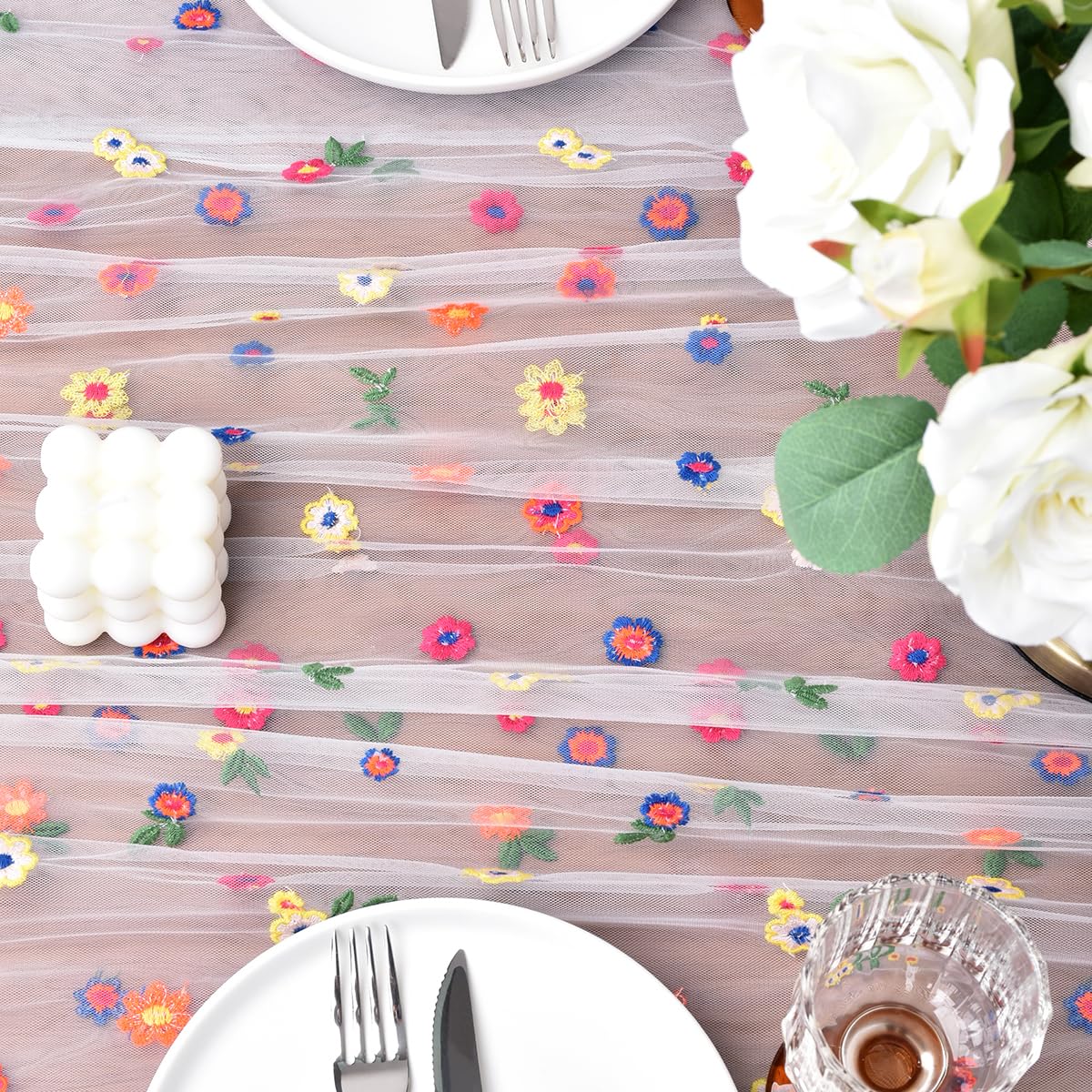 Joanlody Easter holiday table runner adds seasonal charm