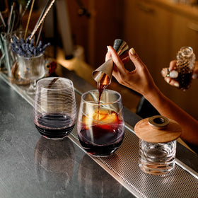 Joeyan 17.5 oz capacity highlighted for generous pours of red wine or cocktails
