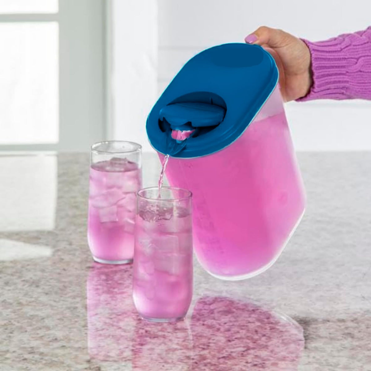 JOEY'Z Water Pitcher dishwasher-safe design simplifies cleanup