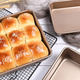 JOHO BAKING rectangle cake pan distributes heat for even slices
