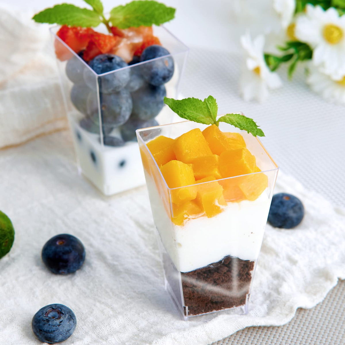 JOLLY CHEF square dessert cups highlight mousses and dips with premium clarity.