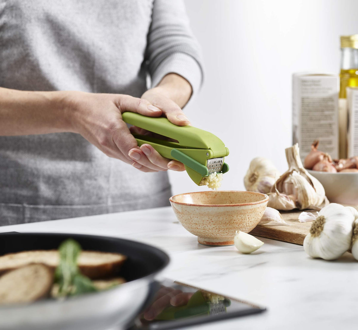 Joseph Joseph CleanForce garlic press dishwasher-safe for quick cleanup after cooking