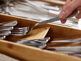 Joseph Joseph DrawerStore wipe-clean easy maintenance after cooking tasks.