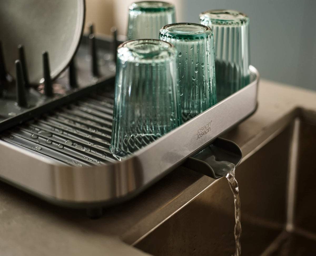 Joseph Joseph Duo draining spout channels water directly into the sink