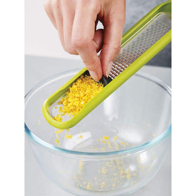 Joseph Joseph Handi-Zest dishwasher safe for quick cleanup