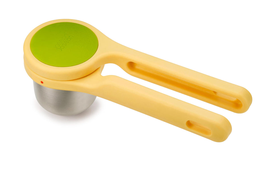 Joseph Joseph Helix Citrus Press full view shows compact design for easy storage and everyday juicing.