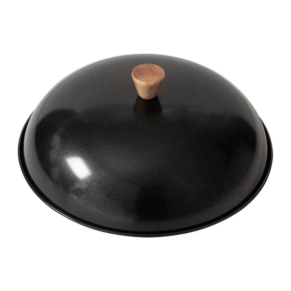 Joyce Chen lid fits 14-inch wok with 13.5-inch diameter for easy cooking