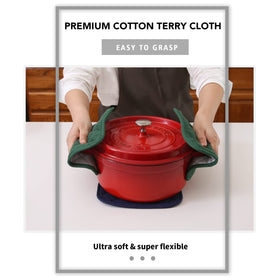 Joyhalo non-slip grip pot holder aiding secure handling in busy kitchens