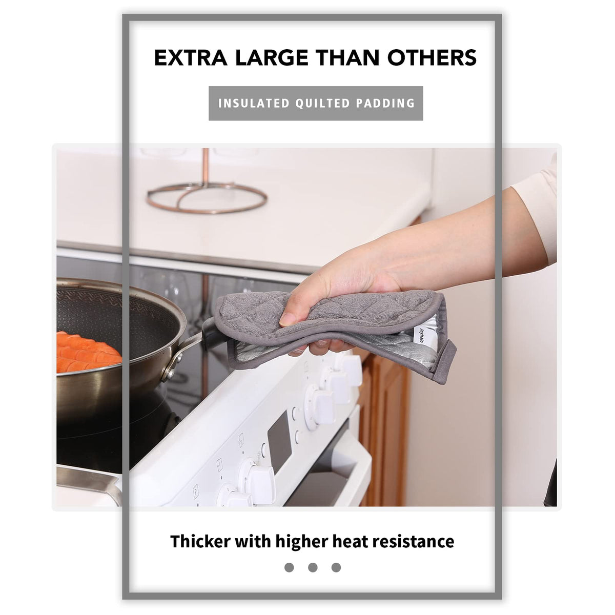 Joyhalo quilted padded design helps protect hands during cookware transfers