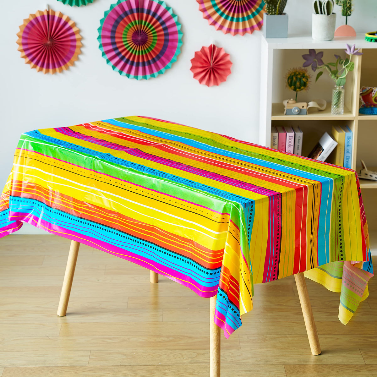 JOYIN 54x108 rectangular tablecover fits standard tables with bold style