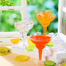 JOYIN quick-cleanup party cups simplify post-event tidying.