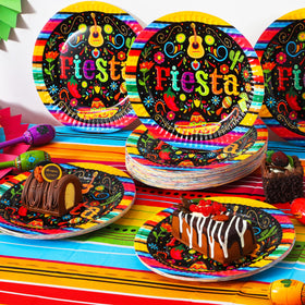 JOYIN taco night plates ready for a casual dinner and easy cleanup.