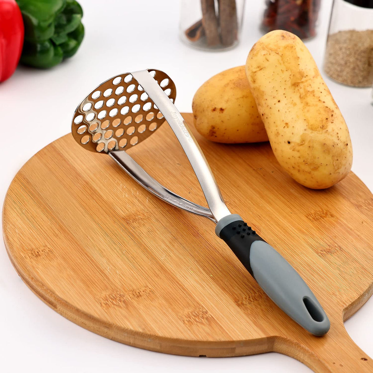 Joyoldelf integrated-design masher for efficient mashed potatoes and smooth textures
